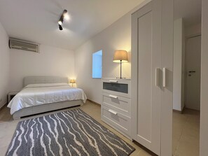 2 camere, ferro/asse da stiro, Wi-Fi, lenzuola