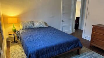 1 chambre, fer et planche à repasser, Wi-Fi gratuit, draps fournis