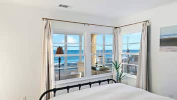 2 bedrooms, desk, iron/ironing board, travel crib