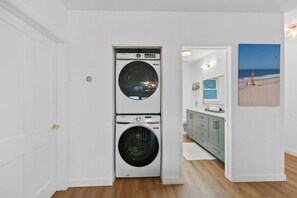 Interior - Casa Valentina by Oraklus (Malibu)