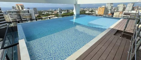 Udendørs pool, opvarmet pool