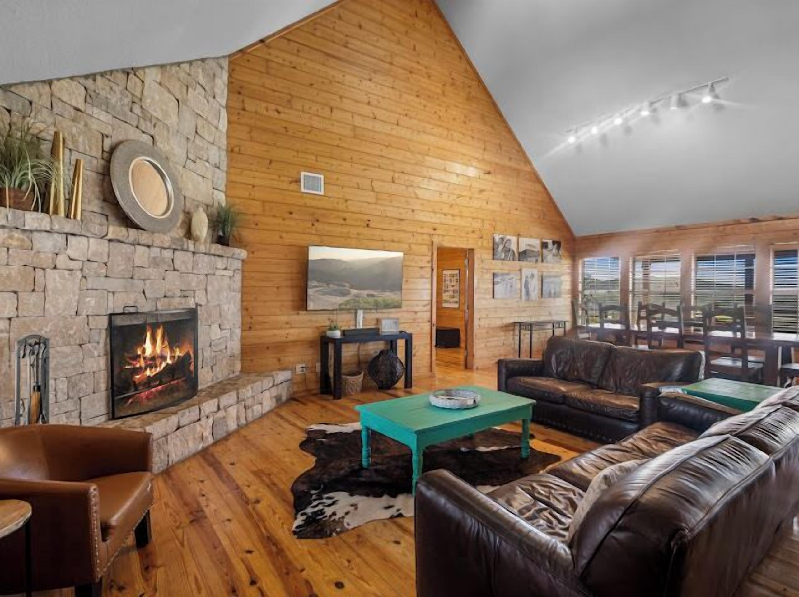 TV connectée, cheminée