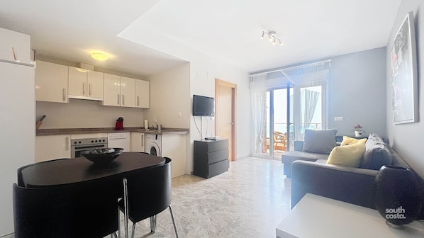 Living area - Centrally located family apartment - South Costa Nerja (Nerja)
