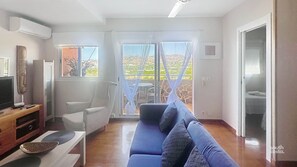 TV - Penthouse Sea View Terrace - South Costa, Nerja (Nerja)