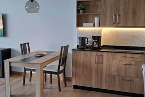Dining - Nerja Perfect Getaway Near Beach (Nerja)