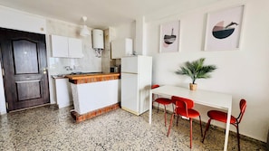 Coffee/tea maker, fridge, toaster, cookware/dishes/utensils - Sea and Pool View - South Costa, Torrox Costa, Torrox Costa (Torrox)