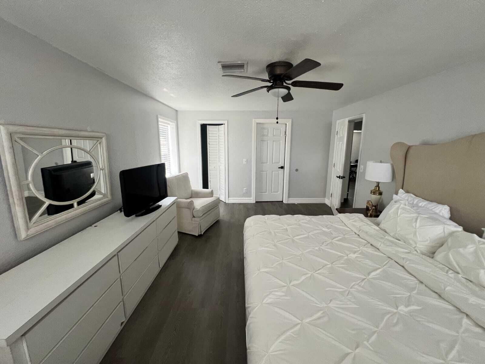 1 bedroom, iron/ironing board, free WiFi