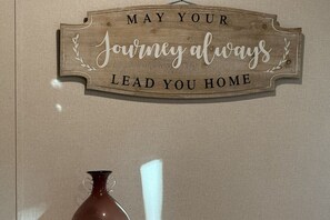 Interior detail - Horse & Garden Farmstay: Rustic Meets Regenerative (Morriston)