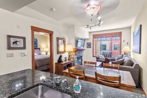 Interior - The Village #2408 - Village Center Cozy Getaway w Fireplace (Mammoth Lakes)
