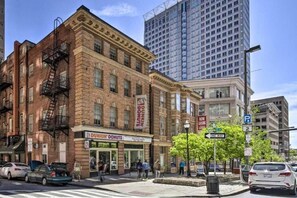 Penthouse Comfort - utsikt mot staden | Exteriör