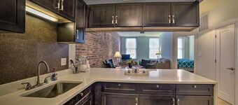 Convention Center corporate apartments