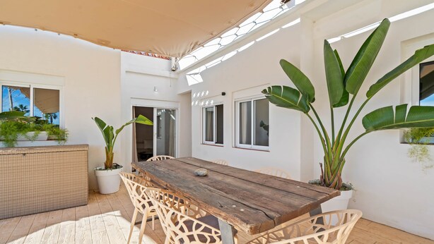 Unclassified image, 1 of 24, button - Casa Angeles, Frontline Beach House (Torreguadiaro)