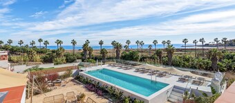 Casa Fatima, Frontline Beach House