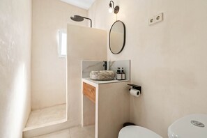 Hair dryer, towels - Casa Ibrahim, Frontline Beach House (Torreguadiaro)