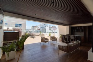 Terrace/patio - [The~Natural~Blues] @DowntownSD +Pool+Gym+Centric (Santo Domingo)