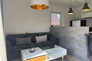 Smart TV - Moderne Ferienwohnung mit Sauna & Terrasse (Burhave)
