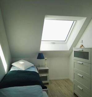 4 bedrooms, free WiFi - Moderne Ferienwohnung mit Sauna & Terrasse (Burhave)