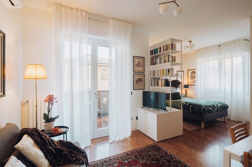 Romantic House