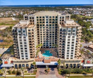 Exterior - Studio Partial Gulf View Steps to Beach &Pier Park (Panama City Beach)