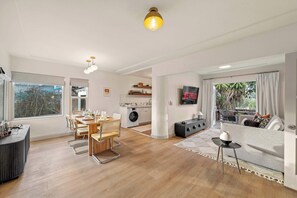 Interior - Designer Oasis w/ Hot Tub, Firepit, BBQ | Sleeps 6 (San Diego)