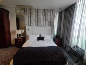 Fer et planche à repasser, Wi-Fi, draps fournis