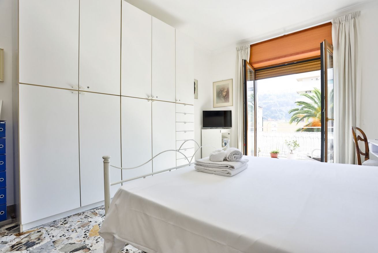 3 camere, ferro/asse da stiro