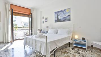 3 camere, ferro/asse da stiro