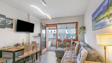 Télévision à écran plat de 21 pouces avec chaßnes numériques