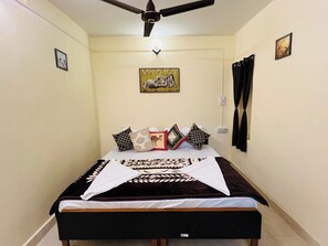 Iron/ironing board, WiFi - La purezza stay and restaurant (Jaisalmer)