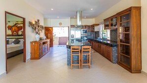 Villa, 4 chambres, accessible aux personnes à mobilité réduite, fumeurs | Intérieur