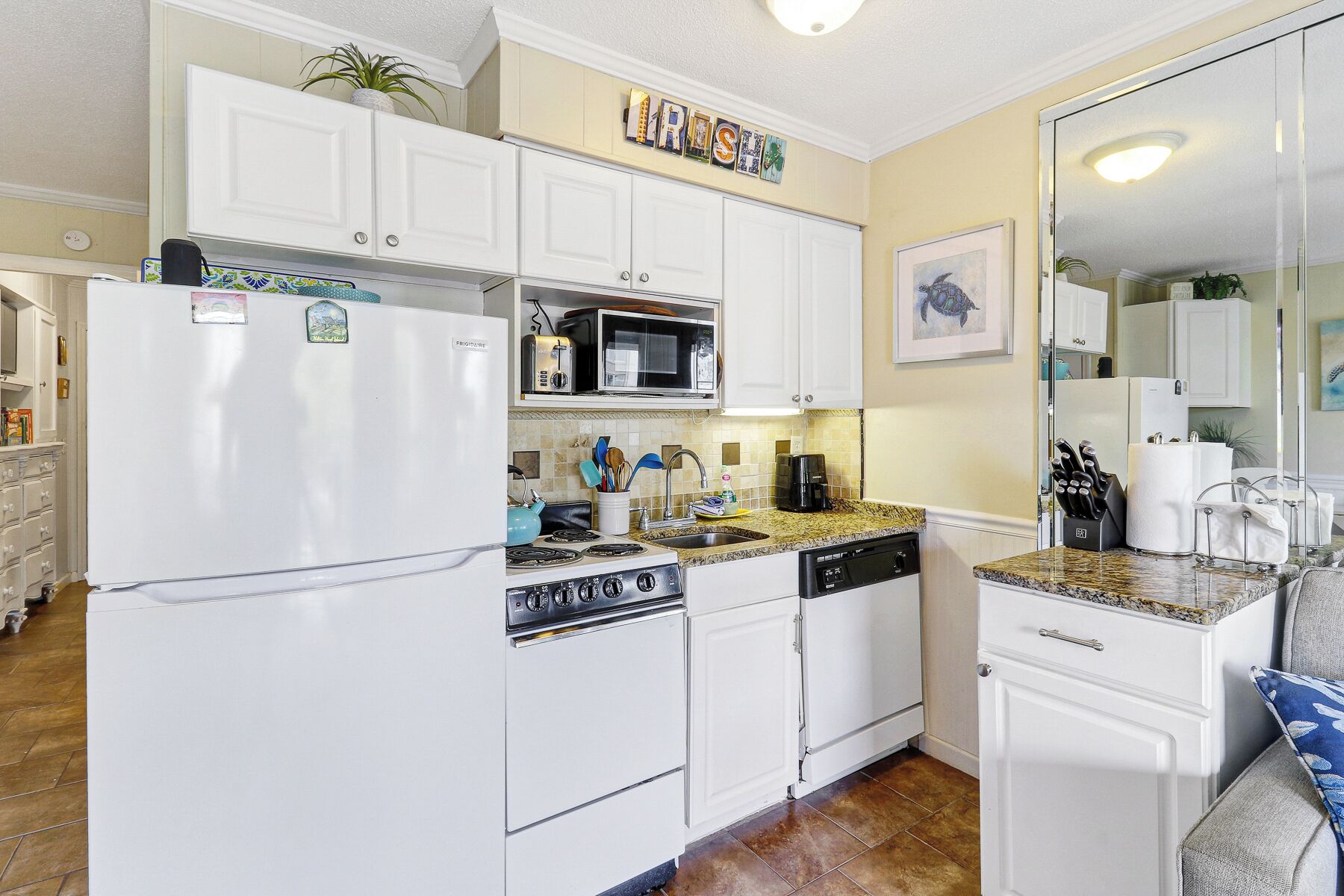 Microwave, oven, stovetop, dishwasher