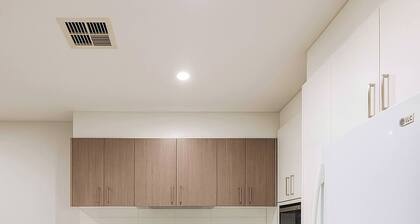 Stylish 2BR Retreat Near UC & Belconnen Mall