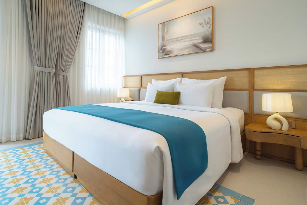 Desk, laptop workspace, blackout curtains, soundproofing