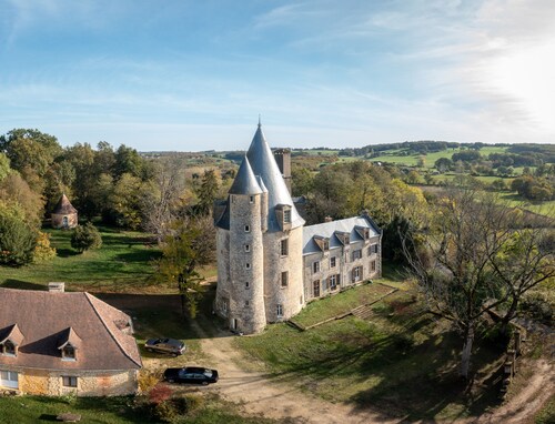 Château d'artiste au coeur du Périgord
