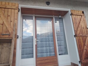 Exterior detail - AU COCON SAVOIE☃️❄️ Cosy valley accommodation for the clever😃⛷️🏂🏻 (La Plagne Tarentaise)