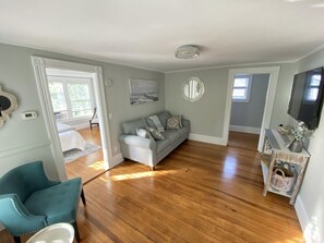 Smart TV - Historic Condo in Downtown Camden, steps to Harbor (Camden)