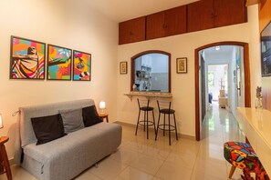 TV - Copacabana Beachside Retreat (Rio de Janeiro)