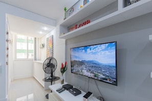 Interior - Modern in Copacabana, Close to the Beach (Rio de Janeiro)