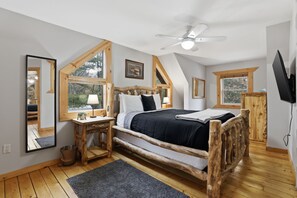 3 bedrooms, WiFi, bed sheets - The Birdie Lodge-Private-Game Room-Dogs Welcome! (Arkdale)