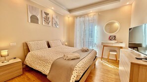 2 camere, una scrivania, ferro/asse da stiro, Wi-Fi gratuito