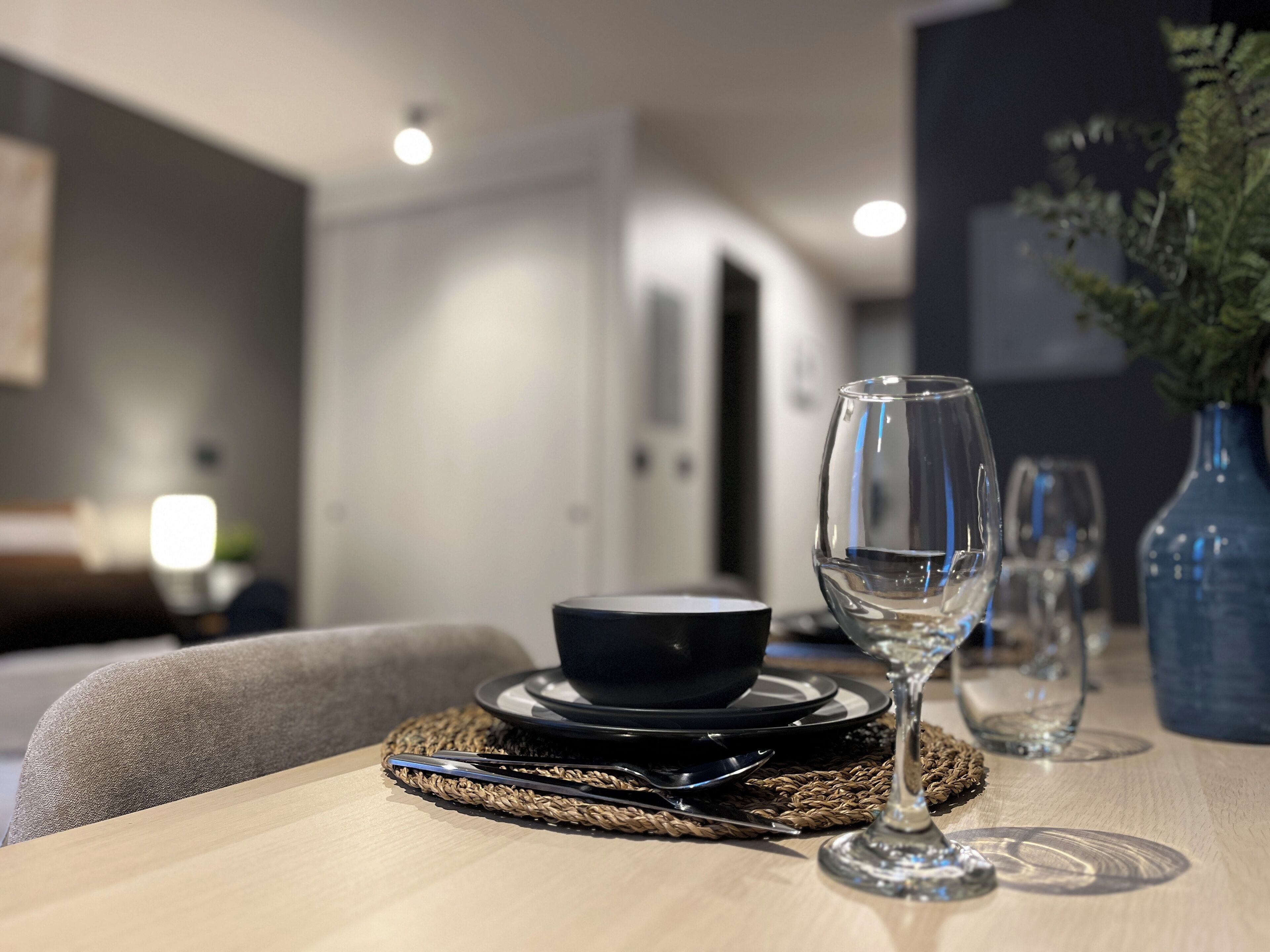 Verdunkelungsvorhänge, Bügeleisen/Bügelbrett, kostenloses WLAN