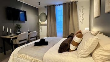 Blackout drapes, iron/ironing board, free WiFi