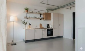 Kühlschrank, Herdplatte