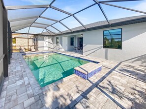 A heated pool - Sleeps 6, full refund*, heated salt pool (Port Charlotte)