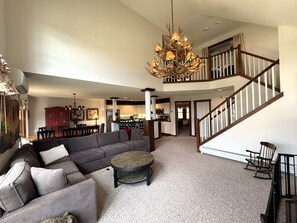 TV, fireplace, offices