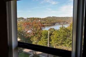 Interior - 2BR 2BA Sleeps 6. Lakeview (Kimberling City)