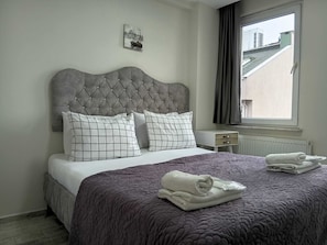 Deluxe Family Suite | Bettwäsche aus ägyptischer Baumwolle, hochwertige Bettwaren