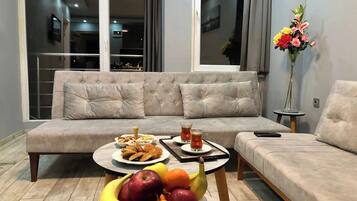 120-inch Smart TV with satellite channels, video-game console, Netflix