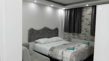 Standart Apartment - Basement Floor | Sengetøy i egyptisk bomull, sengetøy av topp kvalitet og dundyner