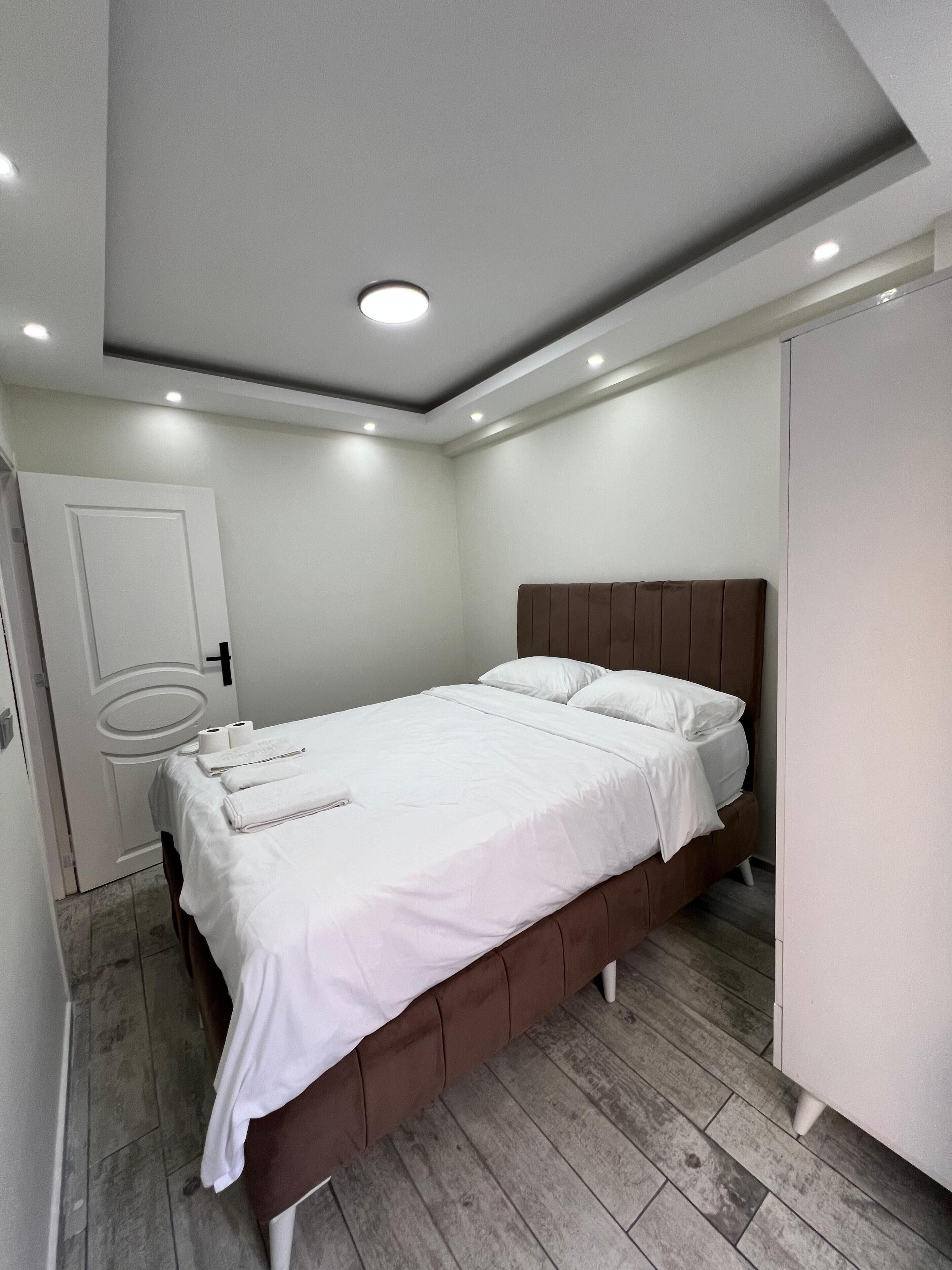 Kamar Double Deluks untuk 1 Orang | Seprai katun Mesir, seprai premium, selimut bulu angsa, dan busa memori